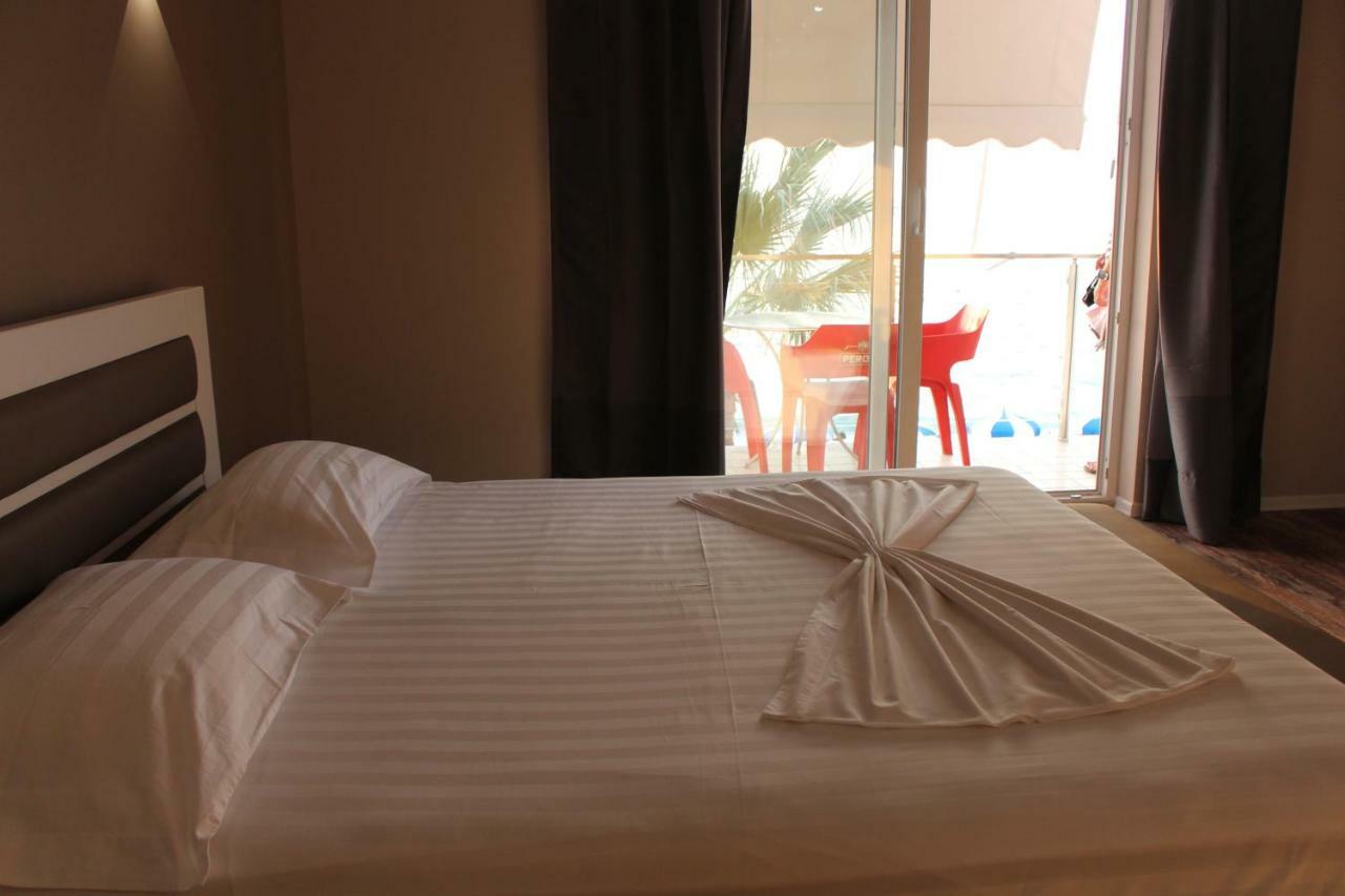 Palmanova Beach Mardok Kanine Exterior foto
